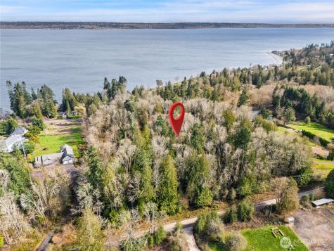 23300 Jefferson Point Road NE Kingston WA 98346