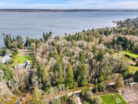 23300 Jefferson Point Road NE Kingston WA 98346