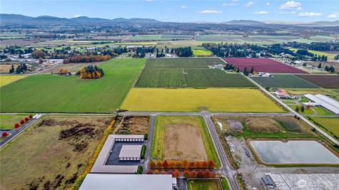 602 Redwood Road Lynden WA 98264