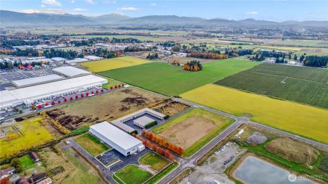 602 Redwood Road Lynden WA 98264