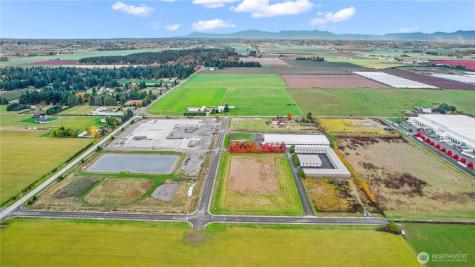 602 Redwood Road Lynden WA 98264