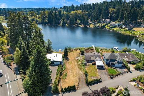 13059 SE 76th Street Newcastle WA 98056