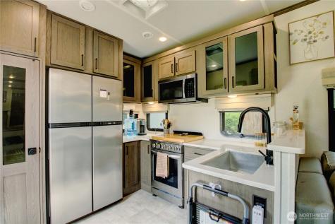 2999 Heller Road Oak Harbor WA 98277
