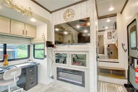 2999 Heller Road Oak Harbor WA 98277