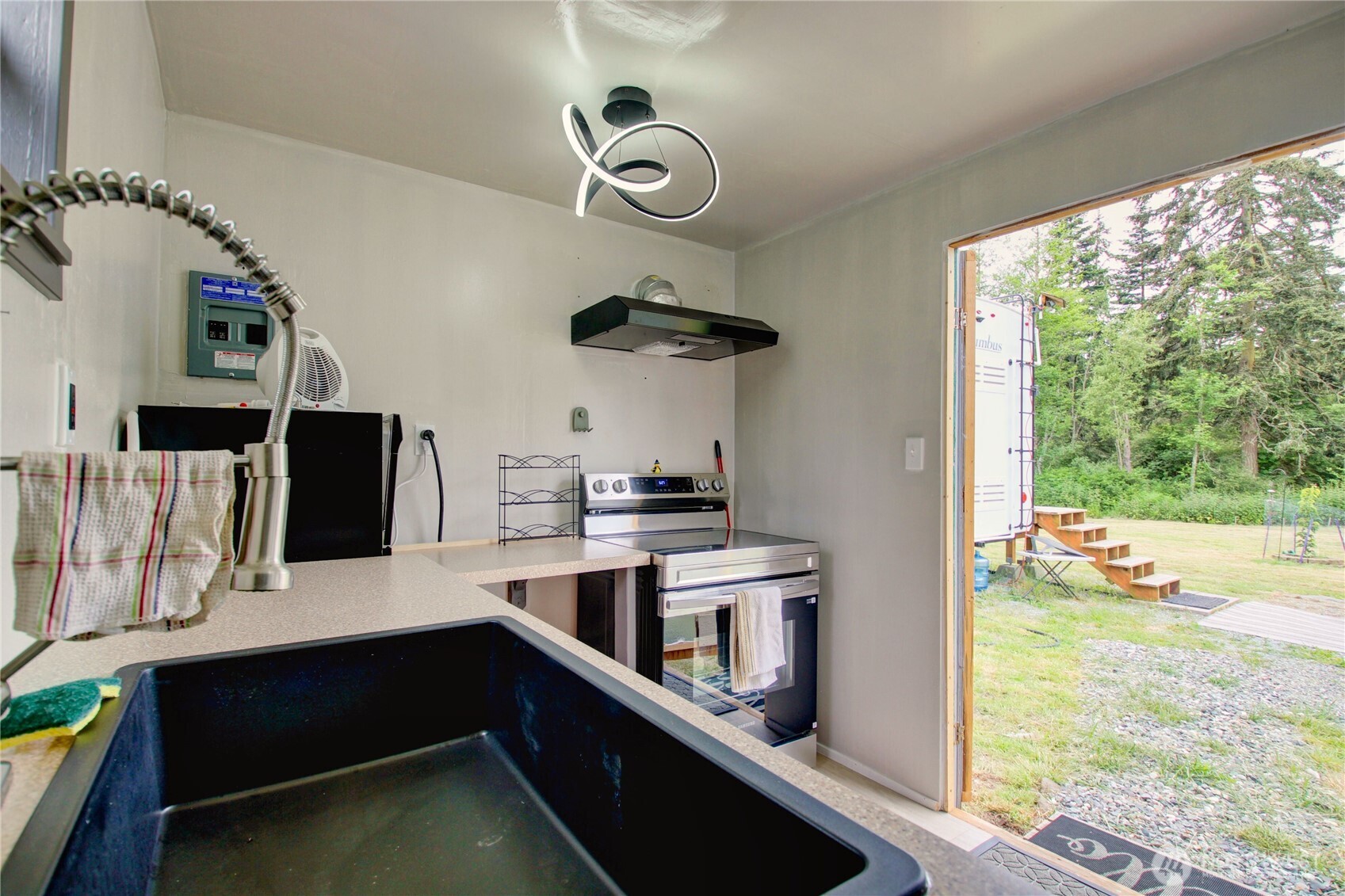 2999 Heller Road Oak Harbor WA 98277