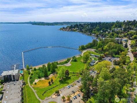 9833 NE 120th Place Kirkland WA 98034