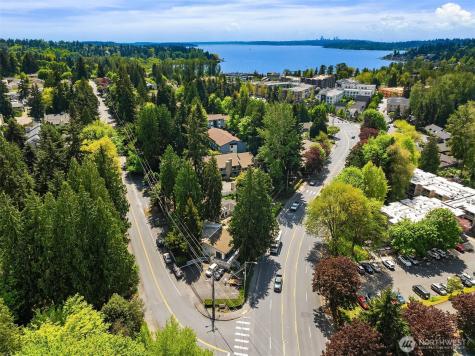 9833 NE 120th Place Kirkland WA 98034