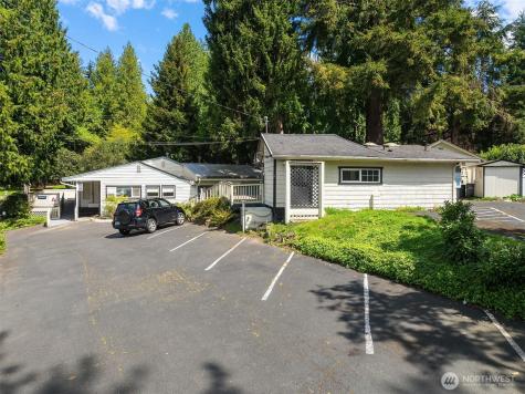 9833 NE 120th Place Kirkland WA 98034
