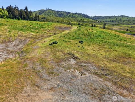 3725 Us Highway 97a Chelan WA 98816