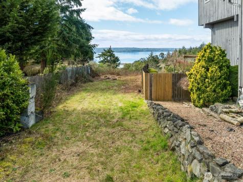 3810 Browns Point Boulevard NE Tacoma WA 98422