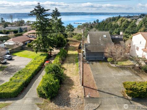3810 Browns Point Boulevard NE Tacoma WA 98422