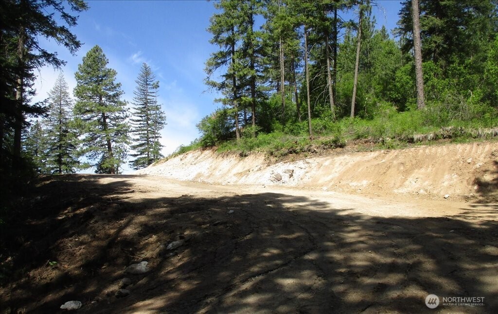 18 Miner Road Mead WA 99021