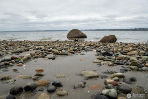 6206 Crescent Beach Vaughn WA 98394