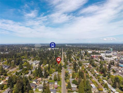 17427 10th Avenue NE Shoreline WA 98155