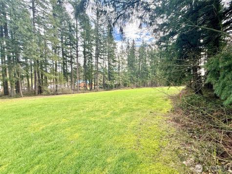 20403 SE 248th Street Maple Valley WA 98038