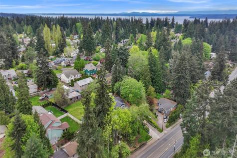 119 N 205th Street Shoreline WA 98133