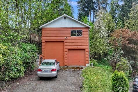 119 N 205th Street Shoreline WA 98133