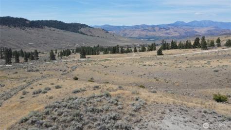 15 Pine Bluff Oroville WA 98844