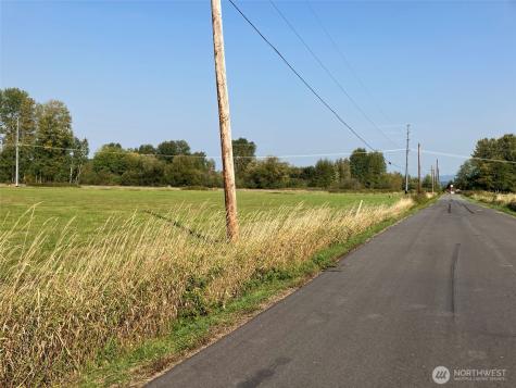 23 156th Street NE Marysville WA 98271