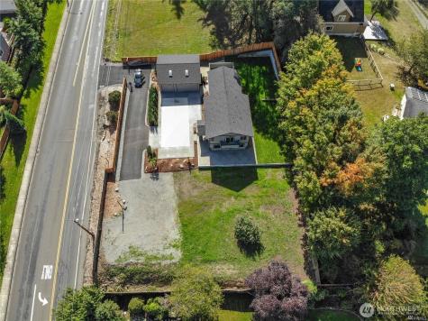 2502 9th Street SW Puyallup WA 98373