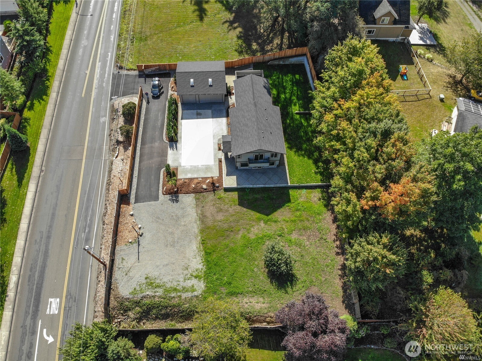 2502 9th Street SW Puyallup WA 98373