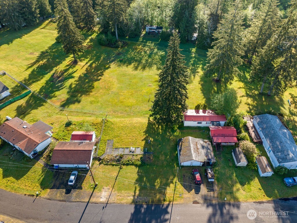 95 W Fairway Drive Elma WA 98541
