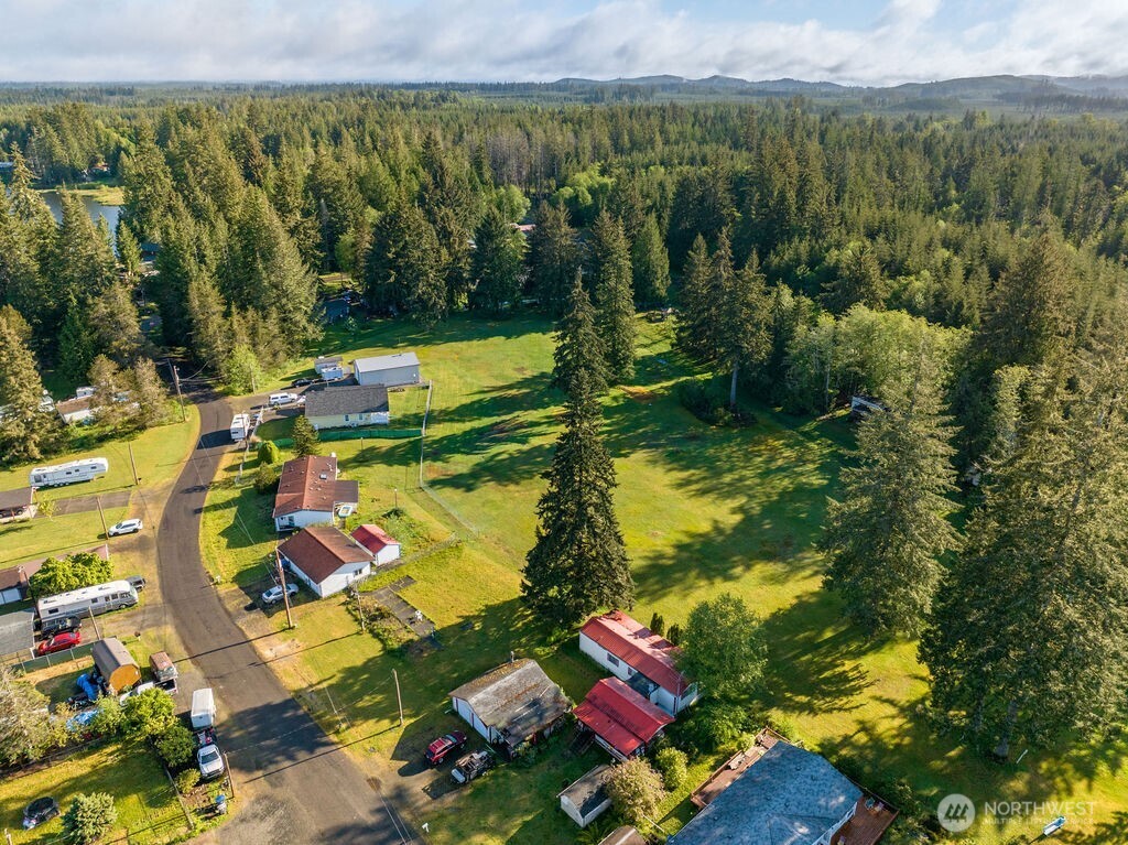 95 W Fairway Drive Elma WA 98541
