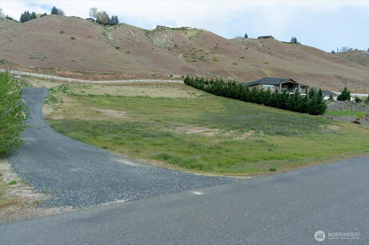 3085 Martin Place East Wenatchee WA 98802