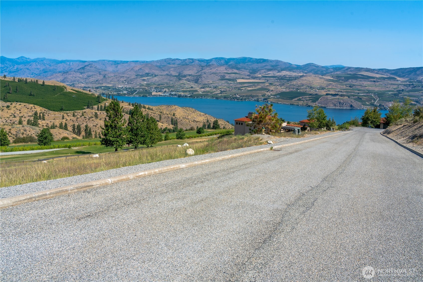 322 Paintbrush Road Chelan WA 98816