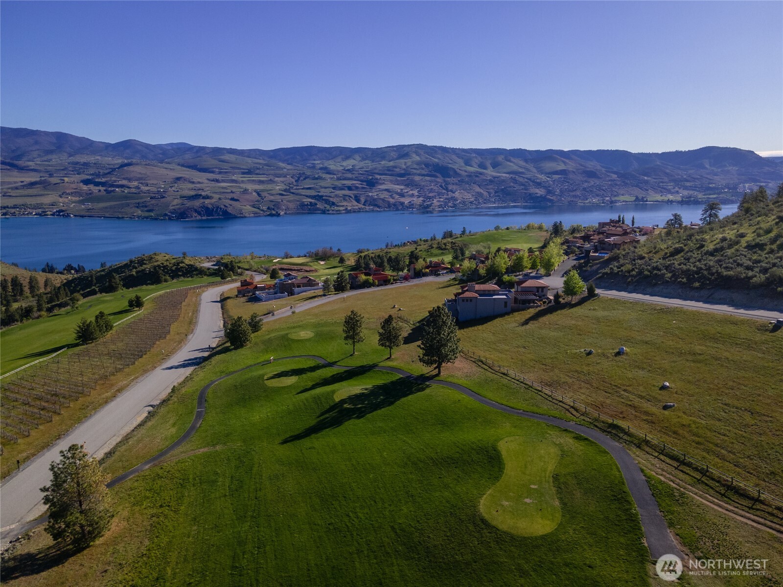 322 Paintbrush Road Chelan WA 98816