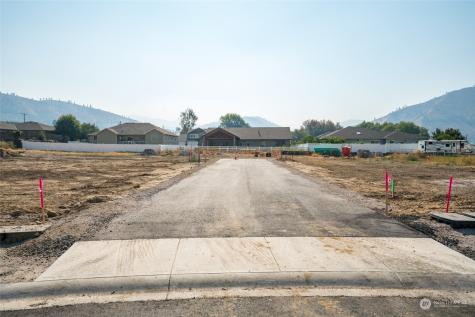 125 Freedom Hills Cashmere WA 98815