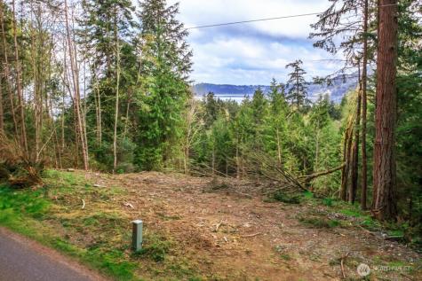 557 Whitecap Road Bellingham WA 98229