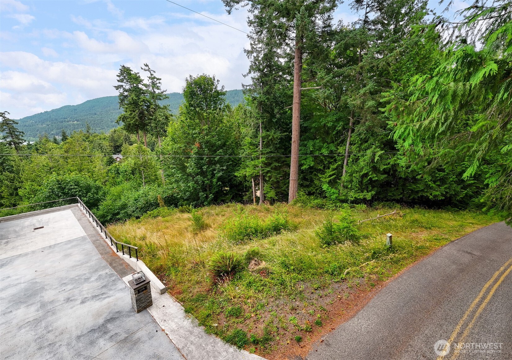 557 Whitecap Road Bellingham WA 98229