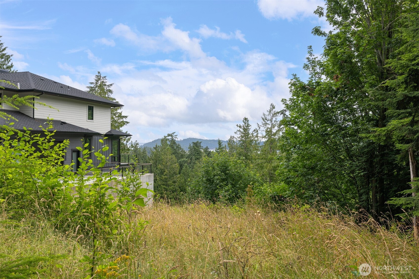 557 Whitecap Road Bellingham WA 98229