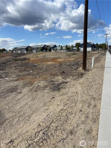 380 N Apple Avenue NE Royal City WA 99357
