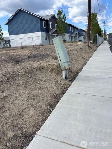 380 N Apple Avenue NE Royal City WA 99357
