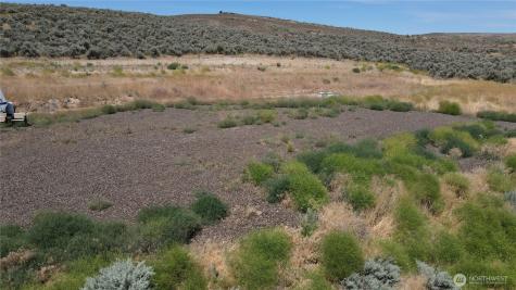 41 Banks Lake View Road Coulee City WA 99115