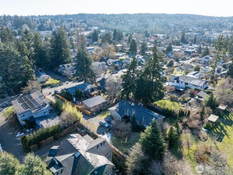 1043 5th Street Kirkland WA 98033
