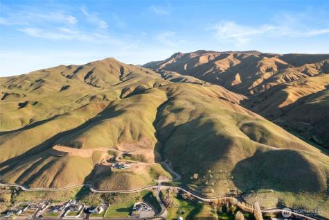 360 Diede Hills Lane Wenatchee WA 98801
