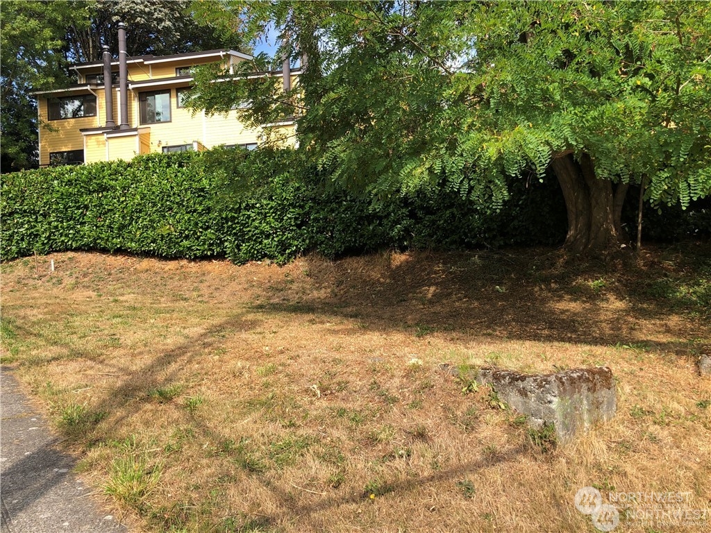 2602 E Thomas Street Seattle WA 98112