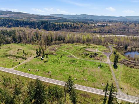 7475 Spirit Lake Highway Toutle WA 98649