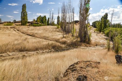 715 Garden Lane Dallesport WA 98617