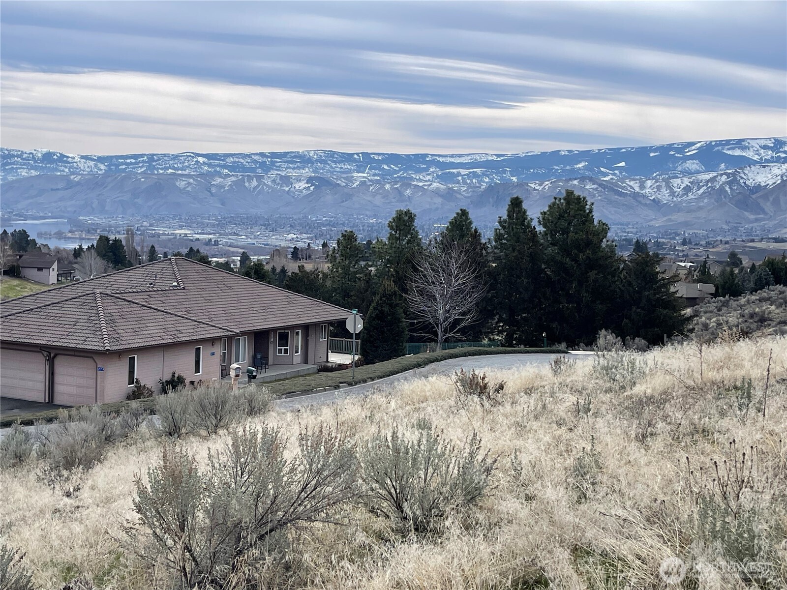 236 Stoneybrook Lane Wenatchee WA 98801