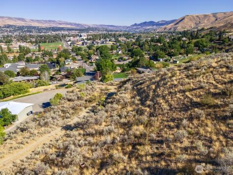 1 Skyline Drive Wenatchee WA 98801