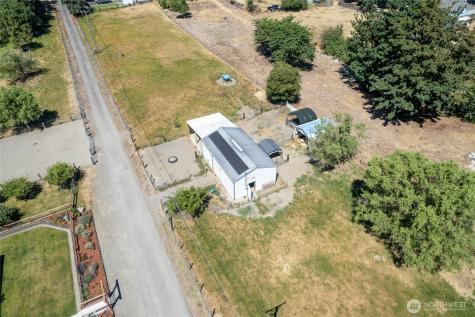 4003 50th Street Court E Tacoma WA 98443