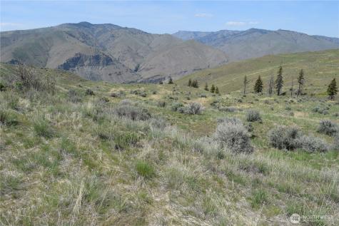 8 Blue Grade Road East Wenatchee WA 98802
