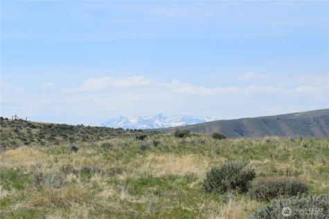 8 Blue Grade Road East Wenatchee WA 98802