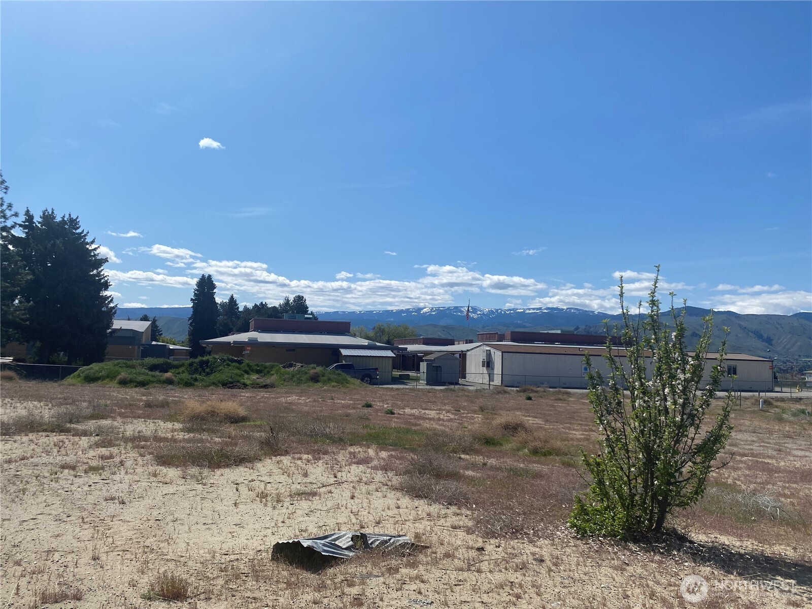 134 Harold Street NE East Wenatchee WA 98802