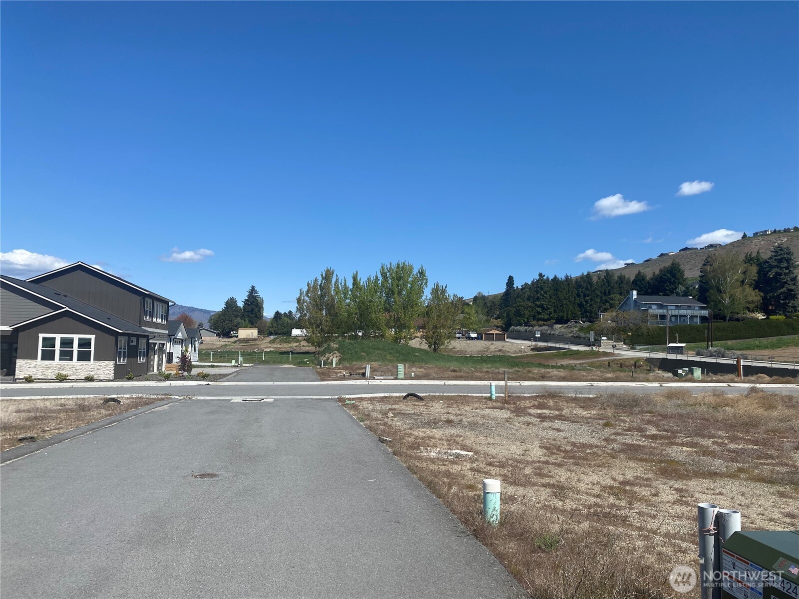 134 Harold Street NE East Wenatchee WA 98802
