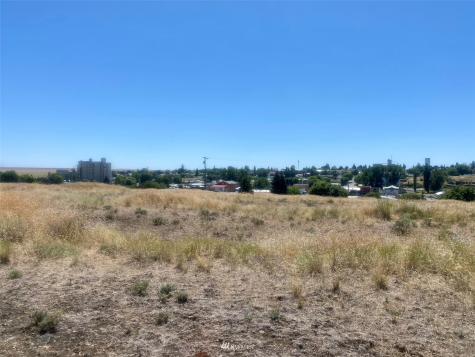 3 Nw Dellah Avenue Wilbur WA 99185